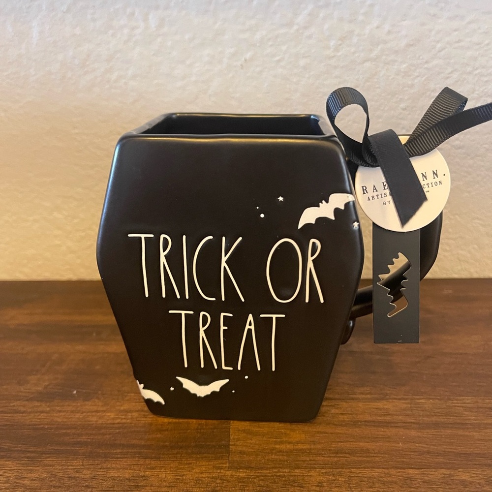 Rae Dunn mug Xtra Large Halloween Coffin Trick or Treat Mug New